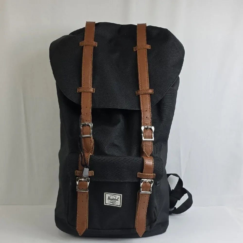 Herschel Supply Co. Little‎ America Backpack.